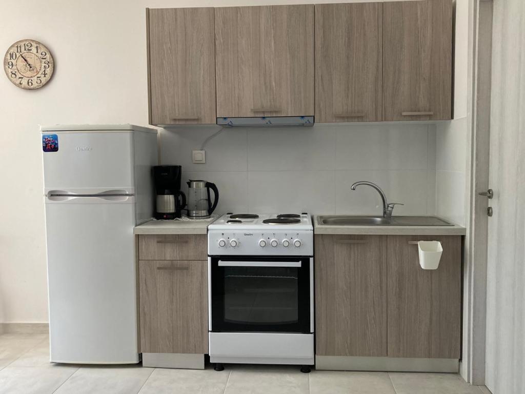 Petra-Elia Apartment สกาลา ฟูร์กาส ภายนอก รูปภาพ